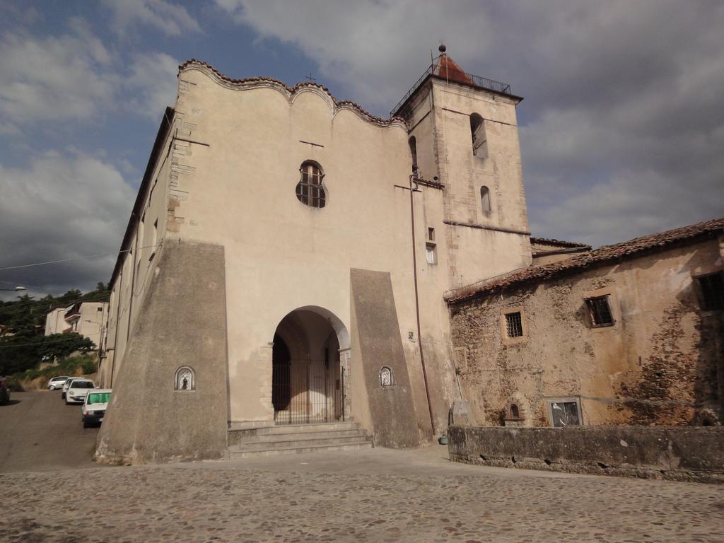 Le Stagioni Bed & Breakfast Spezzano della Sila Exterior photo